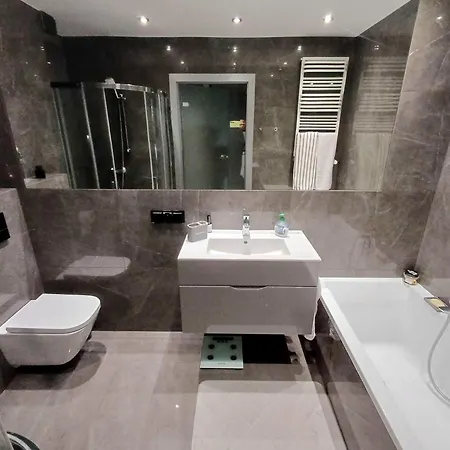 דירה Sunny Two-room